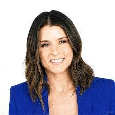 Jacque Martinez's Instagram, Twitter & Facebook