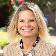 Dianne Mancuso's Instagram, Twitter & Facebook