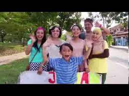 Pengarah dan penerbit drama dan filem. Download Elly Epit The Telemovie 3gp Mp4 Codedfilm