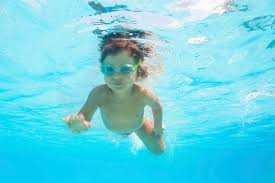 Chlore Piscine Tout Savoir Sur Le Traitement De L Eau Par Le Chlore