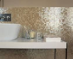 Inspiration 37 Ideen Fur Italienische Fliesen Im Badezimmer Badezimmer Bodenbelage Fliesen Zenideen Italienische Fliesen Badezimmer Mosaik Badezimmer