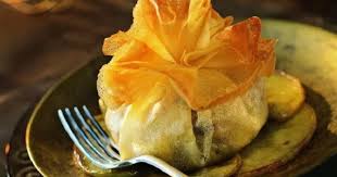 Les feuilles de brick sont très peu caloriques. Recette Aumonieres Au Boudin Blanc Et Aux Pommes Marie Claire