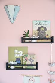 Ikea Hacks Voor De Babykamer Het Bekvam Kruidenrekje Een Goed Verhaal Ikea Hacks Ikea Ikea Kinderkamer