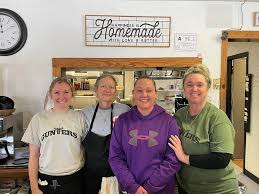 Gunter's Family Kitchen serves up homestyle cookin' in The Grove