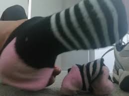 How to pose for him and hearing what was in store for me next. Free Sweaty Gym Feet Porn Videos 55 Tubesafari Com