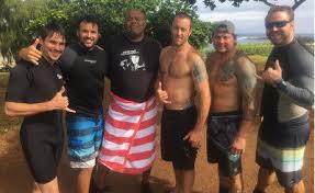 Alex O Loughlin Deutscher Fanclub Aol Alex O Loughlin Deutscher Fanclub Alex A In 2020 Alex O Loughlin Australische Schauspieler Liebe Braucht Keine Ferien