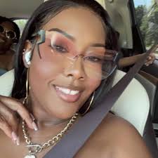 Saturday was SIU School of Medicine's Commencement. This year we had 5 of  our alumni hood their child as they walked across the stage. We extend a  congratulations to each of our