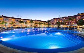 El presidente iván duque interviene en el 75º periodo de sesiones de la asamblea general de las naciones intervención del presidente de la república de colombia, iván duque márquez, ante la. Hotel El Duque Bewertungen Fotos Preisvergleich Teneriffa Tripadvisor