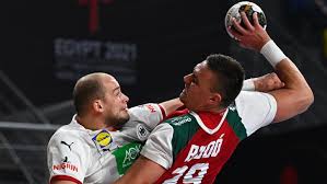 Mit beschluss der handball hauptversammlung am 23.02.2015 sowie der außerordentlichen hauptversammlung am 26.07.2015 wird seit dem 01.10.2015 ein zusatzbeitrag für die mitglieder der handballabteilung juli 2016: Handball Wm Deutschland Verliert Krimi Gegen Ungarn Sport Nordbayern