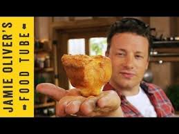 How To Make Yorkshire Puddings Jamie Oliver Made These Tonight They W Easy Yorkshire Pudding Recipe Yorkshire Pudding Jamie Oliver Yorkshire Pudding Recipes