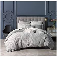 Miller has made menswear collections before, but this was her first time sending men down the runway as part of her womenswear show. Buy Nicole Miller King Duvet Cover Set 100 Cotton Matelasse Light Grey Gray Medallion Bohemian Textured Bedding Online In Germany B07g3cs9vt