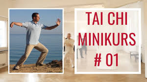 Tai chi chuan (taijiquan) ist meditation, bewegungstherapie und selbstverteidigung in einem. Tai Chi Minikurs Fur Anfanger Folge 01 Anfanger Tai Chi Youtube