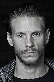 Aktor wcielił się tam w postać gangstera o pseudonimie cukier, który cierpi na cukrzycę typu. Sebastian Fabijanski Top Must Watch Movies Of All Time Online Streaming