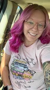 Vanessa Blunt's Instagram, Twitter & Facebook