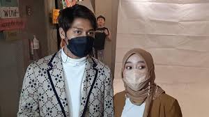 Kabarkan saat nanti menikah, rizky billar yang. Pesan Baju Pengantin Di Ivan Gunawan Rizky Billar Dan Lesti Kejora Dikabarkan Nikah Tahun Ini Tribunnewswiki Com Mobile