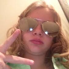 Ashley Weed (@ashleyweed33)