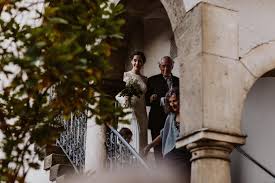 Veranstaltungsort braucht um ordentlich abzufeiern. Kunstlerhaus Munchen Hochzeit Moderne Hochzeitsreportage In Bayern