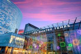 Faites vos courses sur carrefour.fr et retrouvez des milliers de produits au meilleur prix dans vos magasins, en retrait drive ou en livraison à domicile. Aux Portes De Paris L Un Des Plus Grands Centres Commerciaux De France Va Changer De Nom Actu Hauts De Seine