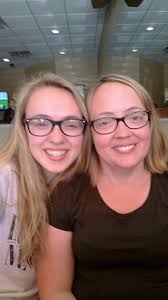 Mom and child look-alike winners