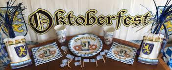Oktoberfest dinner party and gourmet group. Oktoberfest Party Guide Tips For Oktoberfest Party Beer Food Music