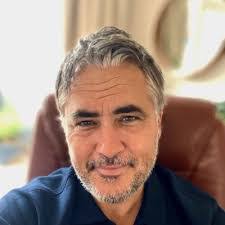 Austin Durrant's Instagram, Twitter & Facebook