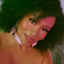 Arrianee LeBeau updated their profile picture.