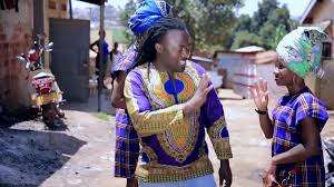 / un chico y cuatro chicas. Ugandan Music By Dj Erycom