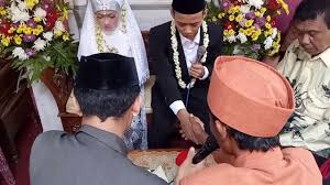 Ijab qobul akad nikah yang benar versi bahasa sunda. Ucapan Akad Nikah Bahasa Sunda Ucapanku