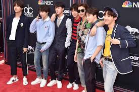 Sänger halsey hat eine enge freundschaft mit der boyband bts,. Bts Knew They Wanted Halsey On Their New Single