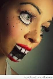 Lynette Acosta's Instagram, Twitter & Facebook