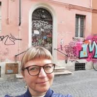 200+ "Laier" profiles