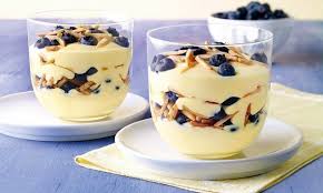 Heidelbeer Mascarpone Pudding Rezepte Pudding Trifft Auf Mascarpone Blaubeeren Und Mandeln E Dessert Rezepte Heidelbeeren Einfacher Nachtisch Pudding Rezept