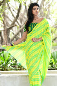 Lemon is a kind of yellow. 12 Outstanding Color Combinations To Try With Green Dresses Keep Me Stylish