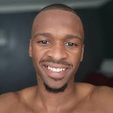 KARRION KROSS DOESN'T BELIEVE THE GRASS IS GREENER ON THE OTHER SIDE 👀