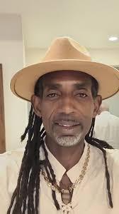 KINGS AND QUEENS WHAT IS THE SACRIFICE YOU ARE WILLING TO MAKE ,THAT EVEN  IF YOU HAVE TO FACE DEATH YOU WILL STILL MOVE IN THAT DIRECTION . WHAT  MOTIVATES YOU! Happy