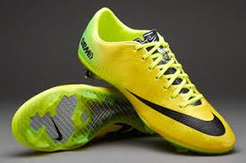 Check spelling or type a new query. Tips Dan Cara Memilih Kasut But Bola Sepak Yang Sesuai Blogger Bola Malaysia