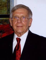 Ashley Raynor's Instagram, Twitter & Facebook