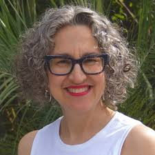 Lisa Mingo's Instagram, Twitter & Facebook