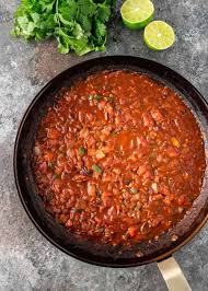 Using a combination of canned and fresh ingredients makes this sauce simple to prepare. Ce6zigiwuldytm