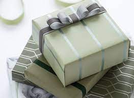 You can also choose to go with a gorgeous gift box to make packing more convenient. Psychology Behind Gift Wrapping Scanlux Packaging