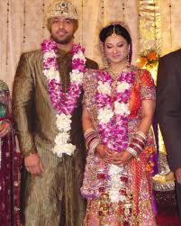 To free download zee5 mobile app click the link below playstore: Karan Vohra Wedding Pics