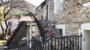 Tout le monde va bien. La Grece Evalue Les Degats Apres Un Seisme De Magnitude 6 3