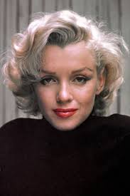 Looking for a good deal on marilyn monroe smile? Entertainment Memorabilia Color Marilyn Monroe Smiling And Without Shoes 8x10 Picture Celebrity Print