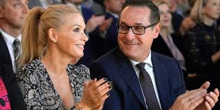 Vorallem in der #maskenskandal oder #spendenaffäre wo bleiben die rücktritte. Philippa Strache Goes To Parliament For Fpo