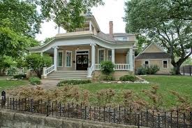 Two Houses Down From Us Too Historical Home Waxahachie Texas Wrap Around Porch Built 1894 Old Victorian Homes Victorian Homes Historic Homes