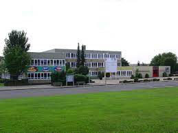 Bayerisches rotes kreuz kreisverband freising, robert lackermeier rotkreuzstr. Datei Carl Bantzer Schule Jpg Wikipedia