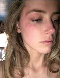 Elizabeth Marz's Instagram, Twitter & Facebook