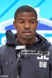 515 Robin Reed Stock Photos, High-Res Pictures, and Images