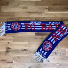 Bayern monachium to najbardziej utytułowany niemiecki klub. Bayern Monachium Szalik Klubowy Napis Herb 10421490883 Allegro Pl