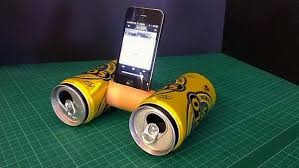 Recycled Trash Cans And Toilet Paper Roll Iphone Speaker This Little Thing Was Made Out Of Two Drink Cans Iphone Speaker Iphone Speakers Diy Homemade Speakers